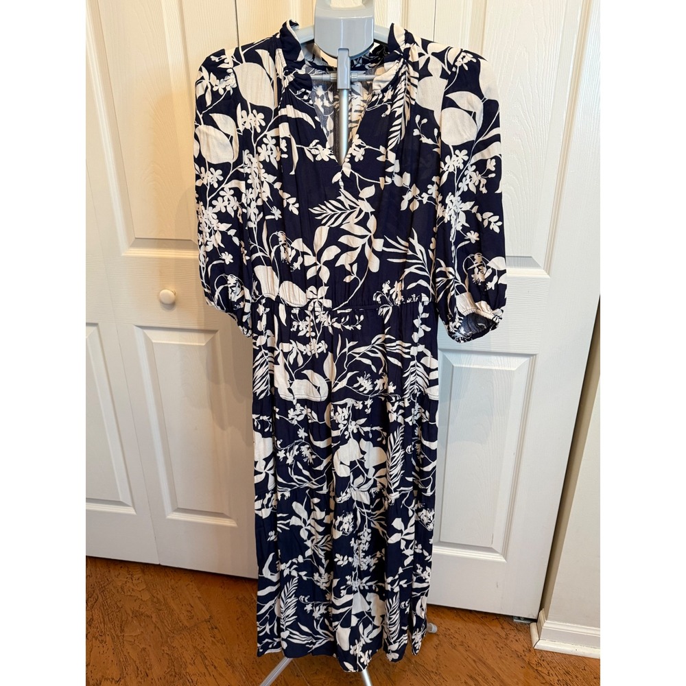 Ophelia Roe Navy Floral Midi Dress Women's Size M V-Neck 3/4 Sleeve‎ Viscose